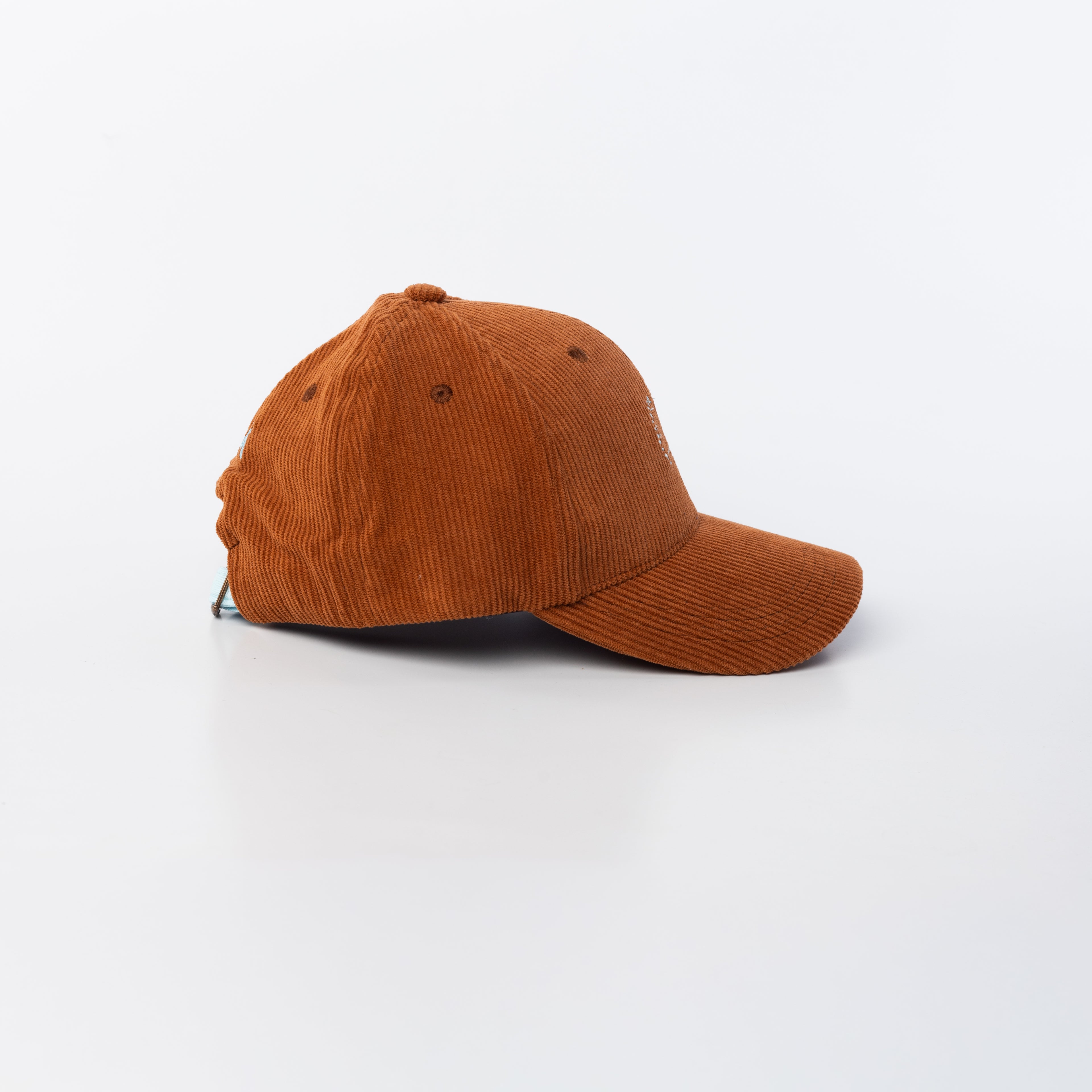 GORRA PÚAS